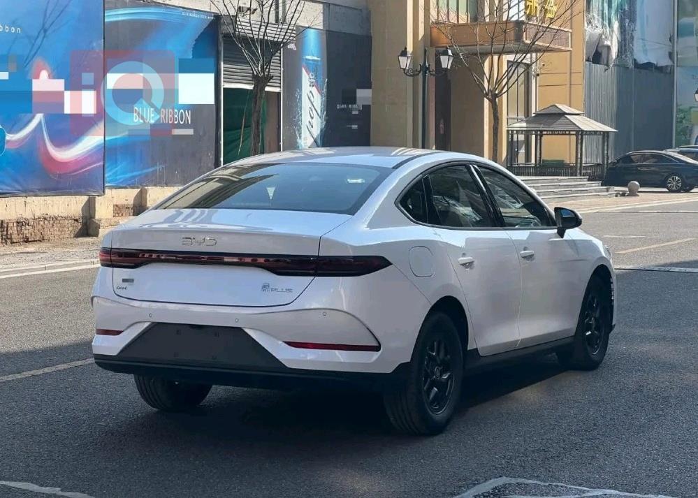 بي واي دي Qin Plus